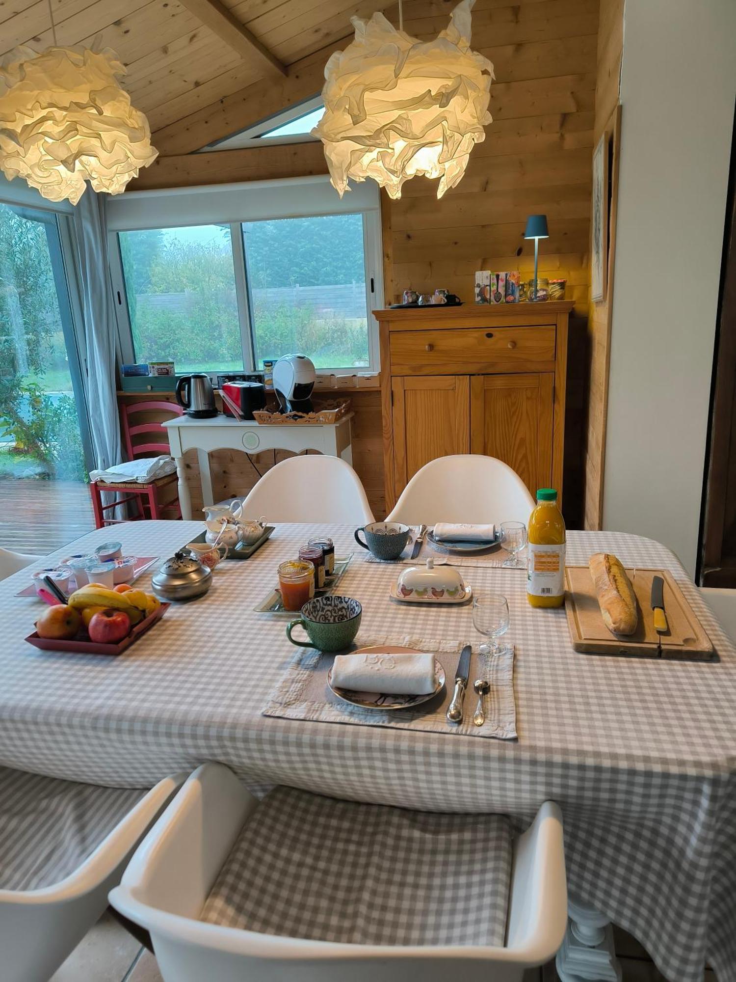 Saint-Cyr-sur-le-RhoneLa Frenaie住宿加早餐旅馆 外观 照片